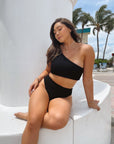 Emi Bikini Bottom
