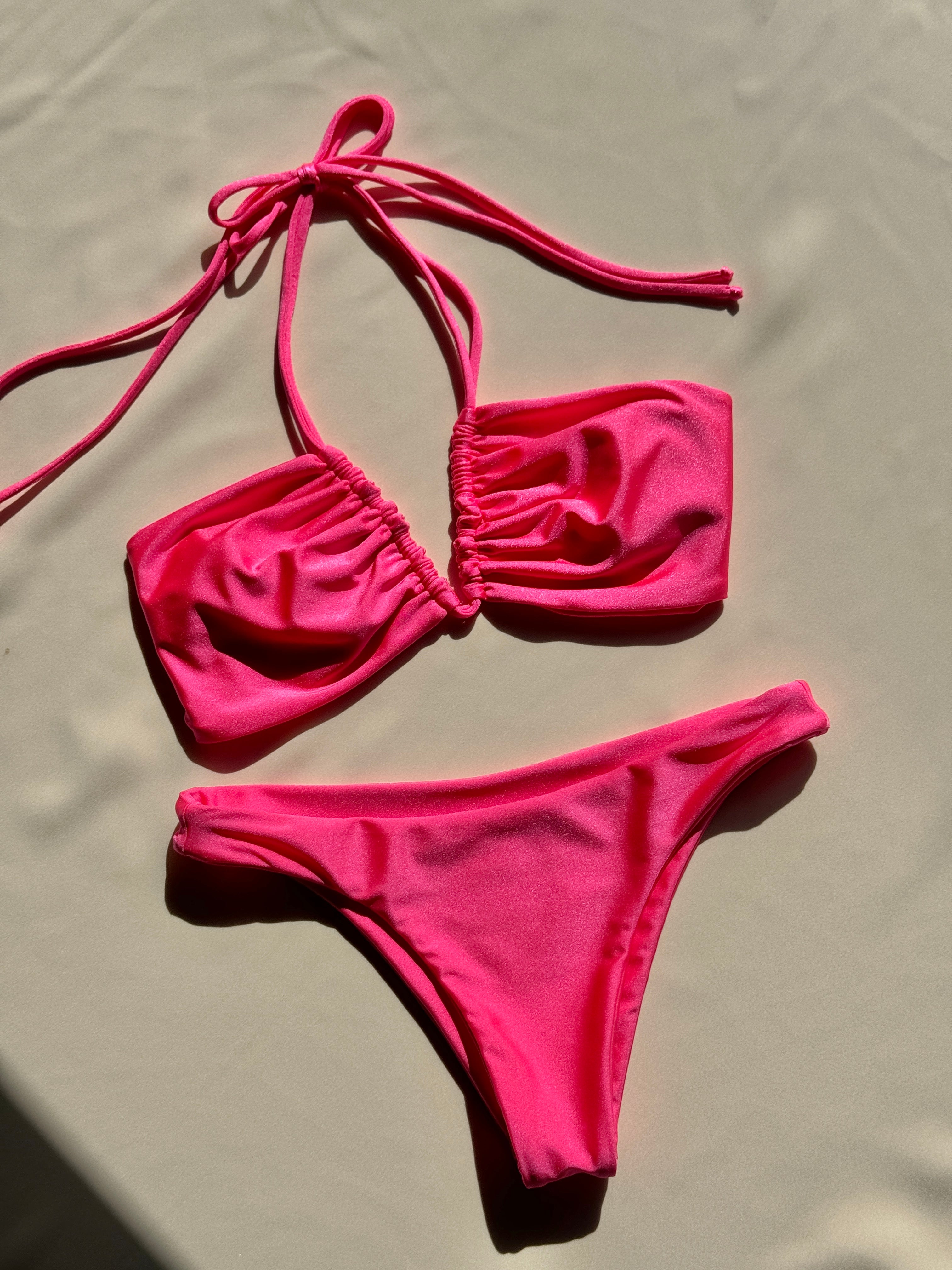 BIANCA Bikini Top in Dragonfruit – Maheli Heli
