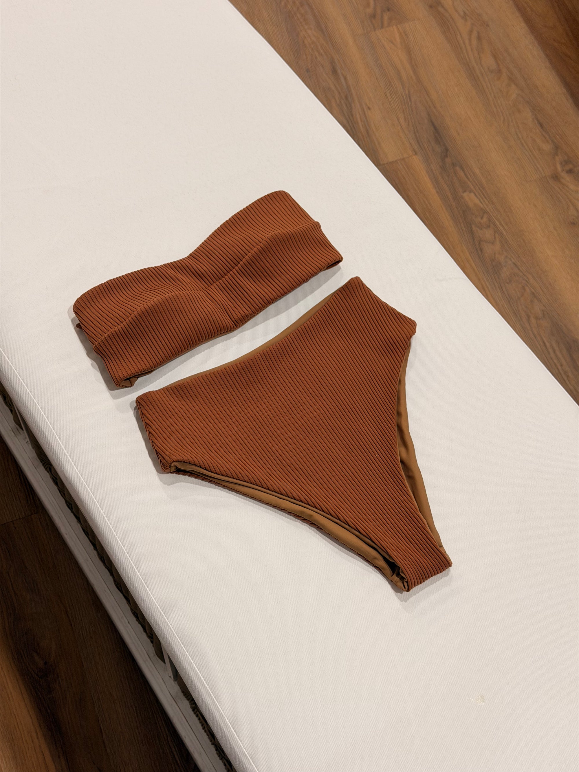 Kat Top + Emi Bottom in Cove
