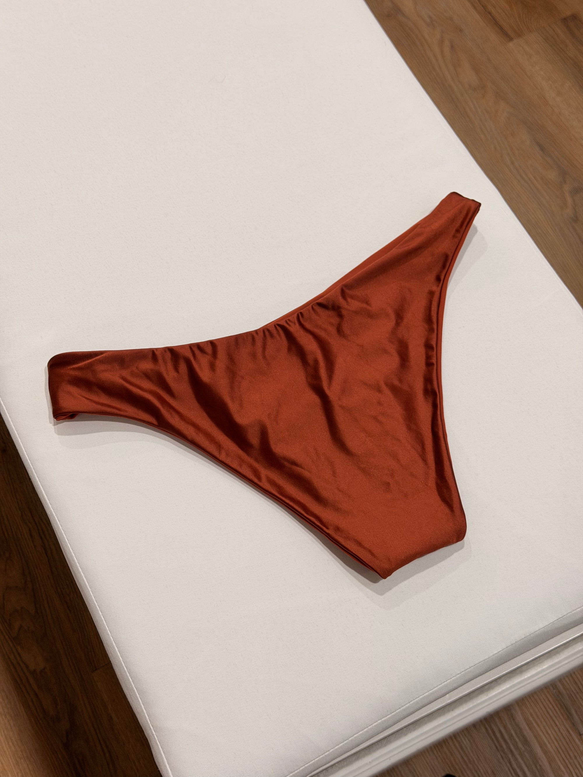 Reversible Sora Bottom in Satin Bronze
