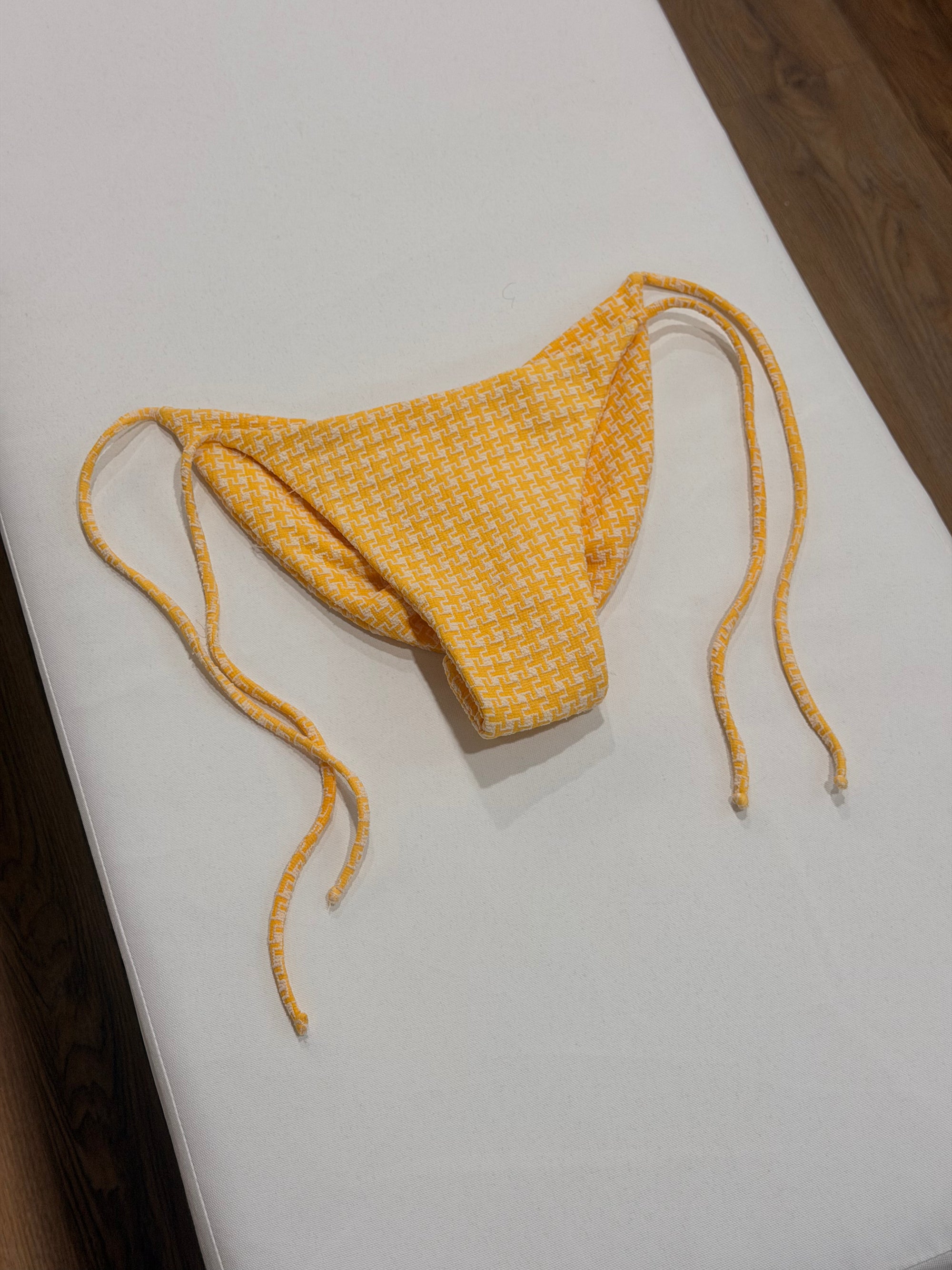 Paloma Bikini Bottom in Honeycomb