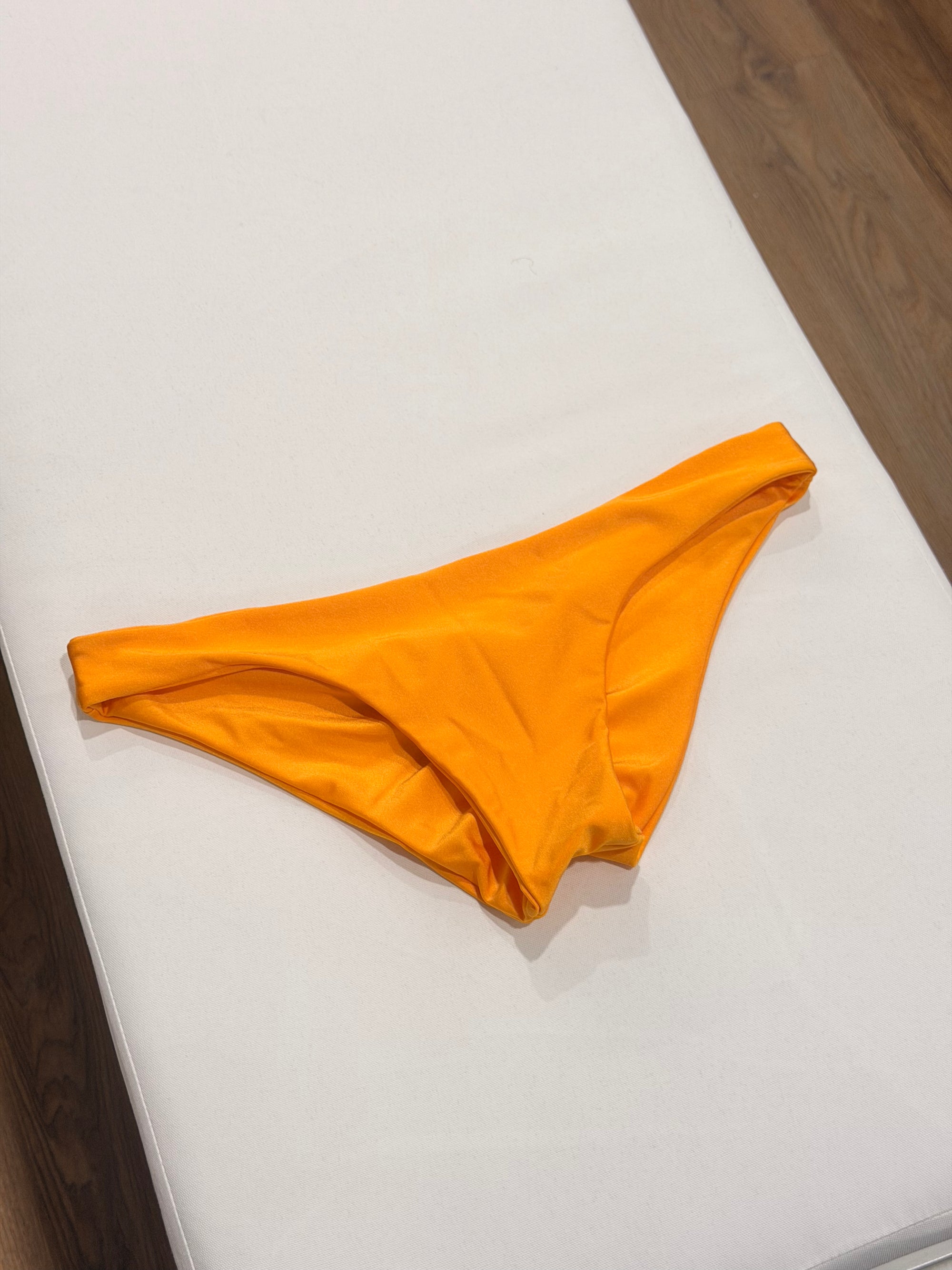 Bekka Bottom in Metallic Mango