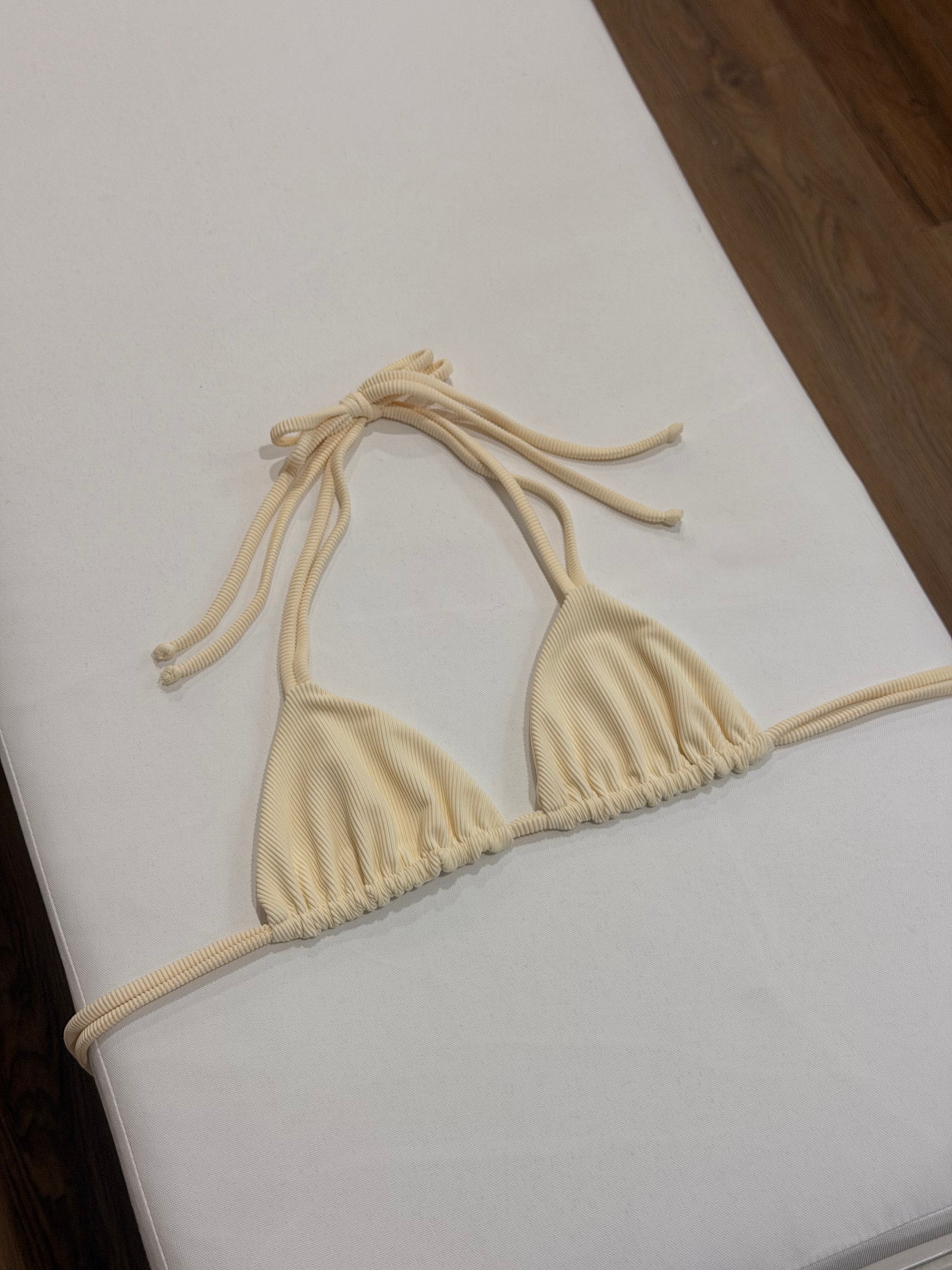 Reversible Jae Top in Ribbed Vanilla/ Vanilla