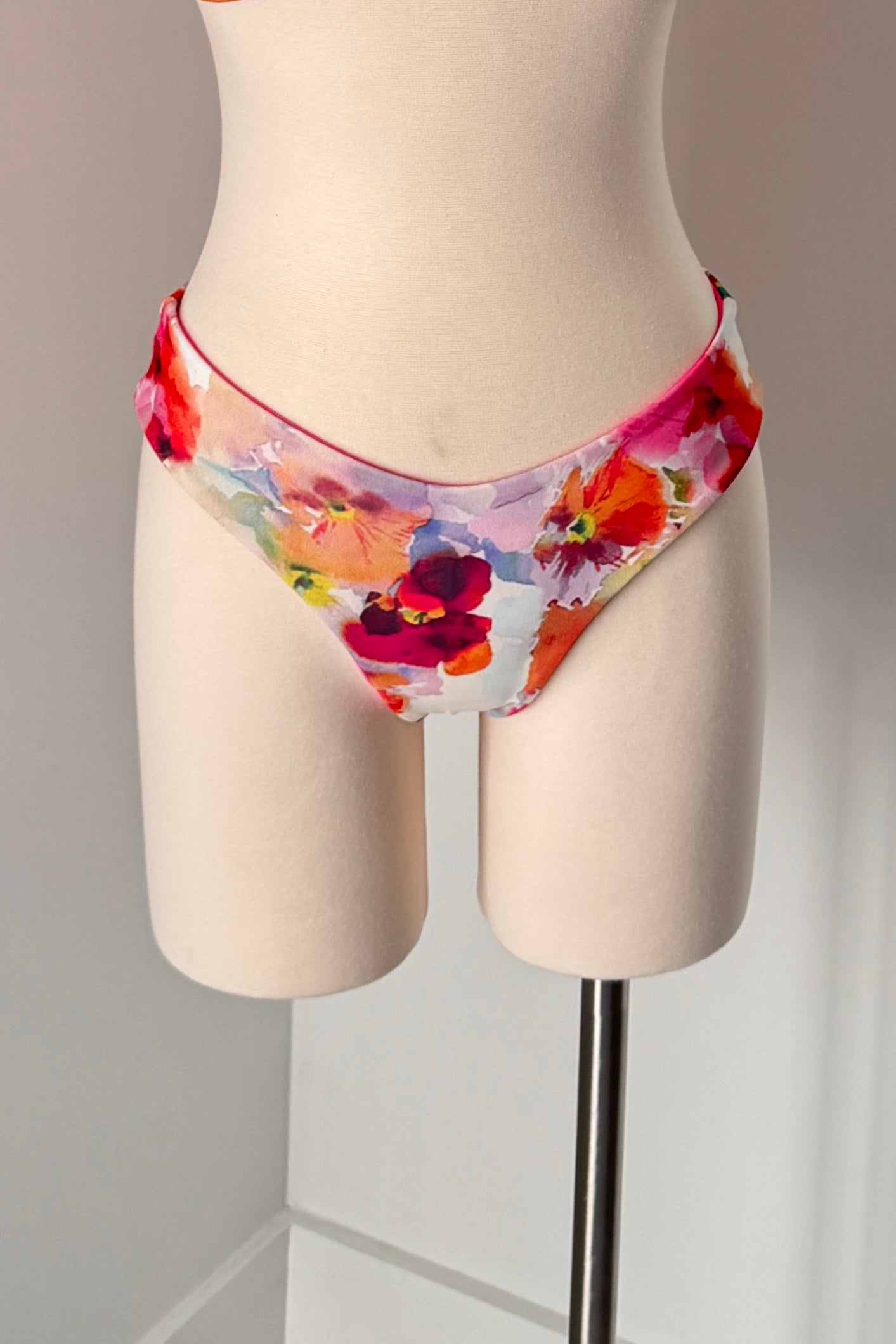 Dani Bottom in Fiore/Dragonfruit - Final Sale