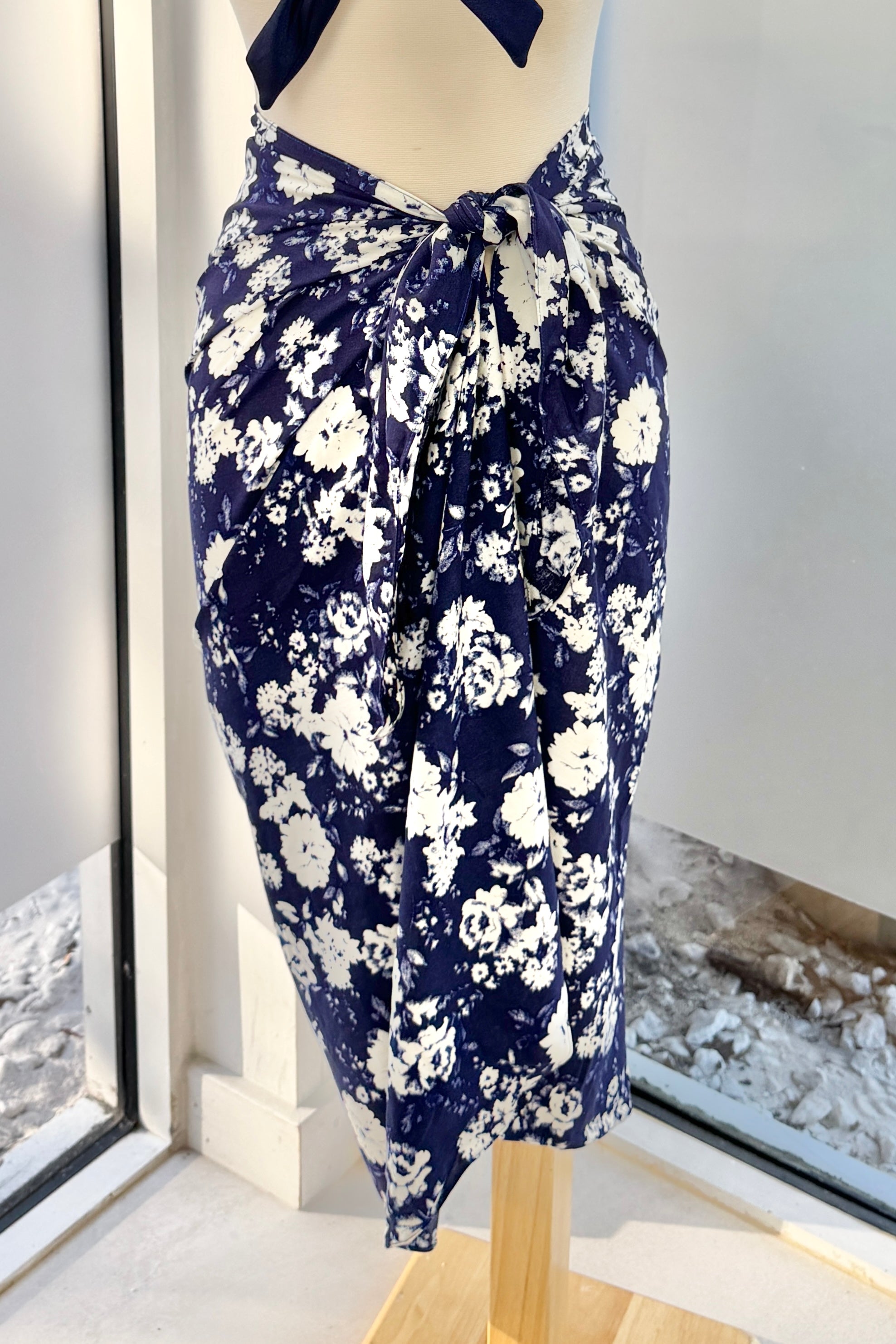Beach Wrap in Blue Floral - Final Sale