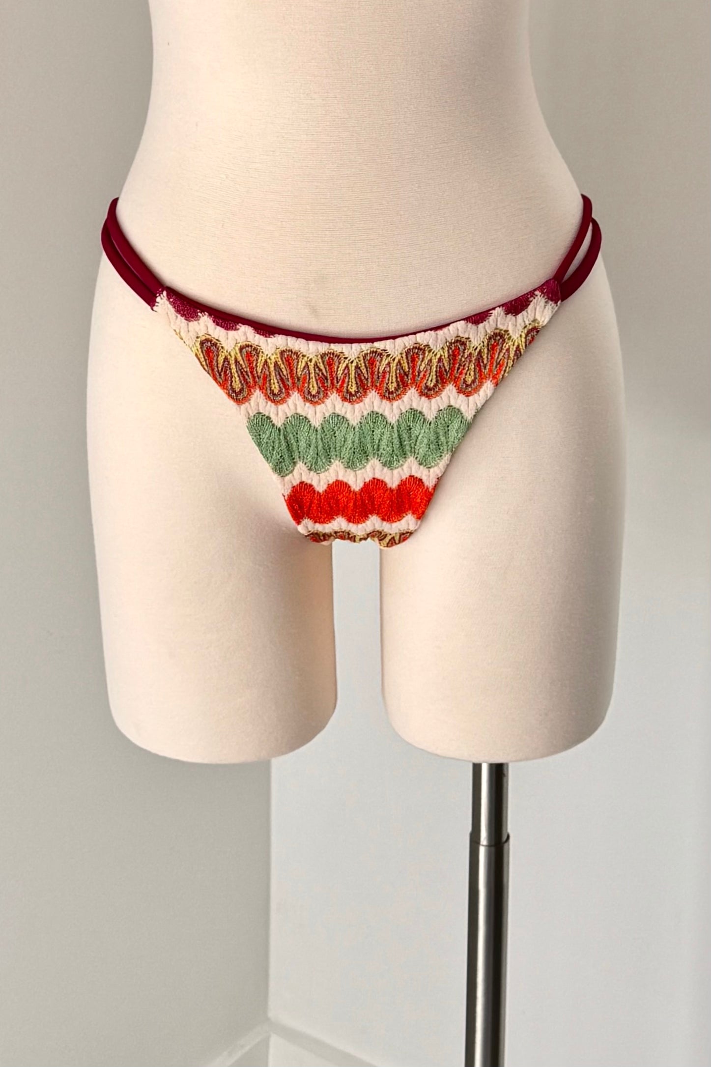 Rene reversible Bottom in Bora Crochet/Vino - Final Sale